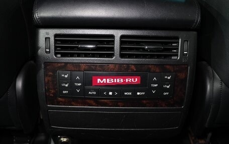 Toyota Land Cruiser 200, 2012 год, 3 380 000 рублей, 18 фотография