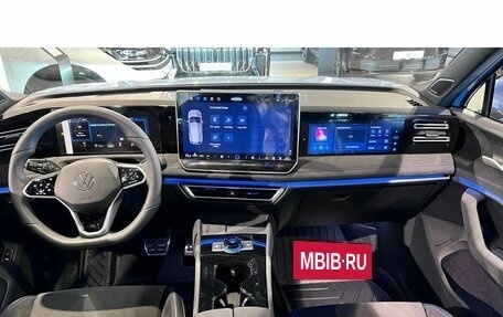 Volkswagen Tiguan, 2024 год, 5 200 000 рублей, 9 фотография