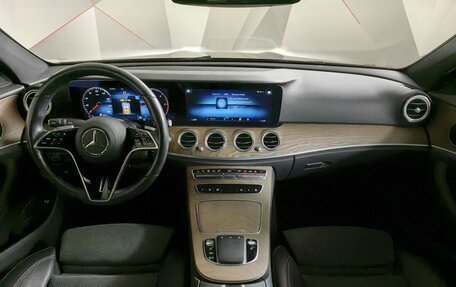 Mercedes-Benz E-Класс, 2020 год, 4 495 000 рублей, 10 фотография