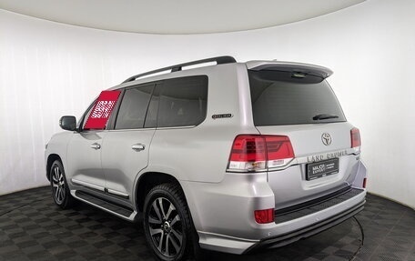 Toyota Land Cruiser 200, 2018 год, 7 850 000 рублей, 20 фотография