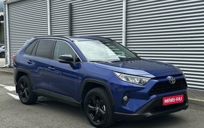 Toyota RAV4, 2021 год, 3 850 000 рублей, 1 фотография
