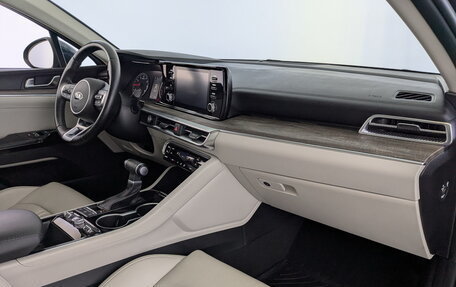 KIA K5, 2021 год, 2 800 000 рублей, 20 фотография