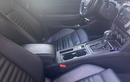 Volkswagen Passat B8 рестайлинг, 2018 год, 2 500 000 рублей, 8 фотография