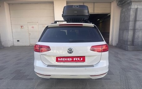 Volkswagen Passat B8 рестайлинг, 2018 год, 2 500 000 рублей, 5 фотография