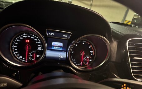 Mercedes-Benz GLS, 2017 год, 3 800 000 рублей, 10 фотография