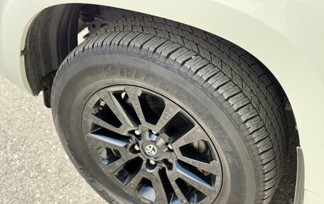 Toyota Land Cruiser Prado 150 рестайлинг 2, 2021 год, 6 650 000 рублей, 5 фотография