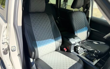Toyota Land Cruiser Prado 150 рестайлинг 2, 2021 год, 6 650 000 рублей, 8 фотография