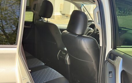 Toyota Land Cruiser Prado 150 рестайлинг 2, 2021 год, 6 650 000 рублей, 18 фотография