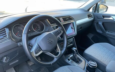 Volkswagen Tiguan II, 2021 год, 3 000 000 рублей, 7 фотография