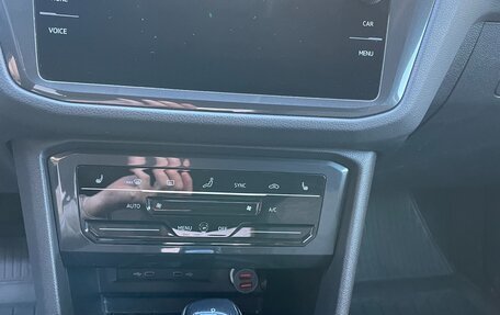 Volkswagen Tiguan II, 2021 год, 3 000 000 рублей, 11 фотография