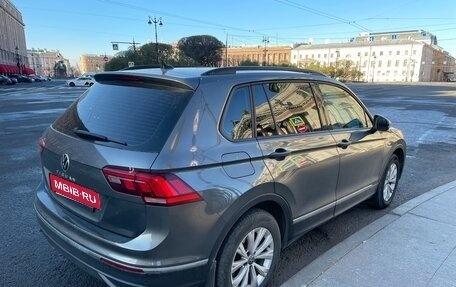 Volkswagen Tiguan II, 2021 год, 3 000 000 рублей, 3 фотография