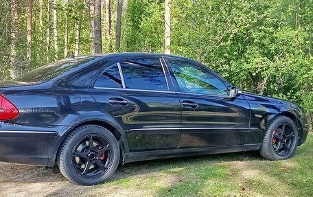 Mercedes-Benz E-Класс, 2002 год, 650 000 рублей, 3 фотография
