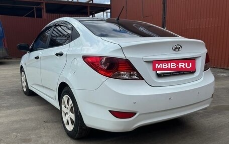 Hyundai Solaris II рестайлинг, 2012 год, 640 000 рублей, 6 фотография