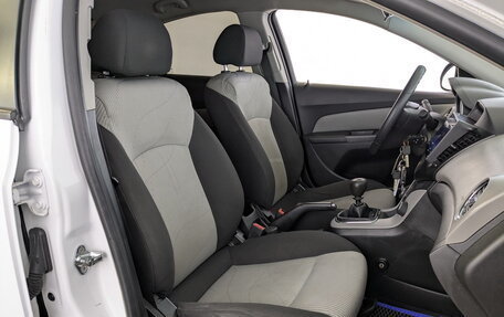 Chevrolet Cruze II, 2011 год, 750 000 рублей, 19 фотография