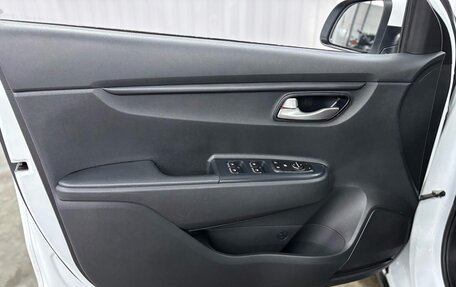 KIA Rio IV, 2021 год, 1 737 000 рублей, 23 фотография