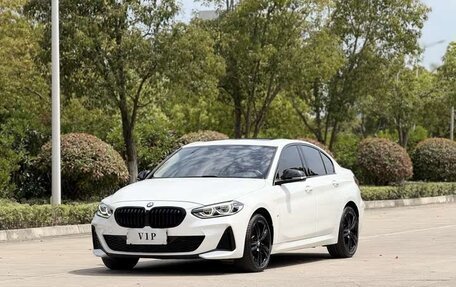 BMW 1 серия, 2022 год, 2 300 999 рублей, 3 фотография