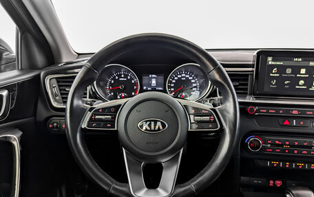 KIA cee'd III, 2019 год, 1 690 000 рублей, 21 фотография