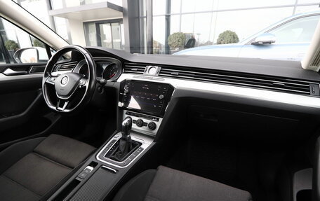Volkswagen Passat B8 рестайлинг, 2017 год, 1 585 000 рублей, 7 фотография