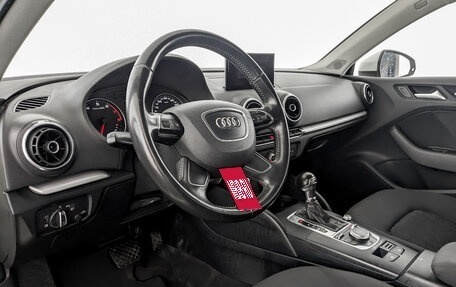 Audi A3, 2013 год, 1 370 000 рублей, 16 фотография
