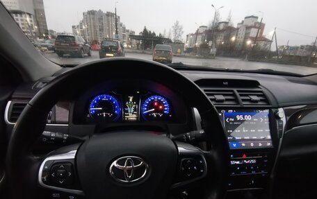 Toyota Camry, 2017 год, 1 920 000 рублей, 1 фотография