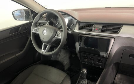 Skoda Rapid I, 2015 год, 961 000 рублей, 15 фотография