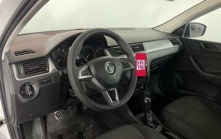 Skoda Rapid I, 2015 год, 961 000 рублей, 11 фотография