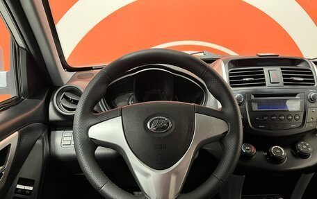 Lifan X60 I рестайлинг, 2015 год, 640 000 рублей, 13 фотография