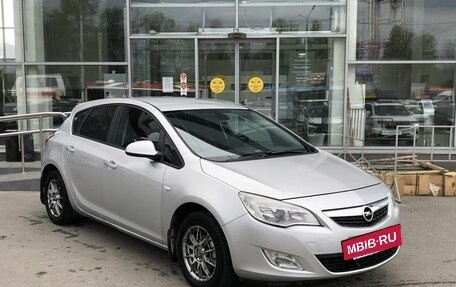 Opel Astra J, 2010 год, 660 000 рублей, 3 фотография