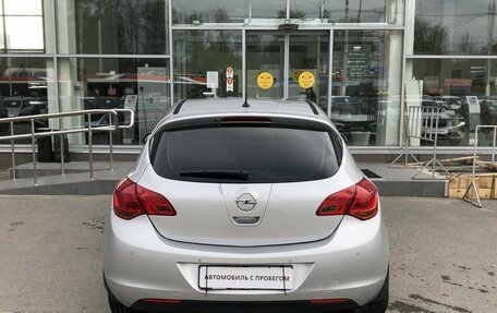 Opel Astra J, 2010 год, 660 000 рублей, 6 фотография