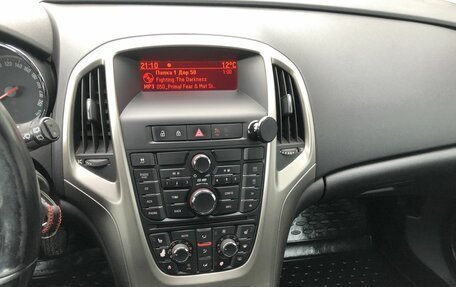 Opel Astra J, 2010 год, 660 000 рублей, 15 фотография