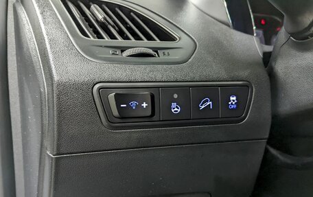 Hyundai ix35 I рестайлинг, 2015 год, 1 590 000 рублей, 14 фотография