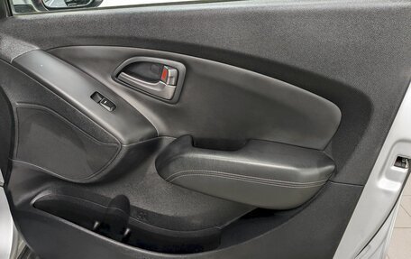 Hyundai ix35 I рестайлинг, 2015 год, 1 590 000 рублей, 19 фотография