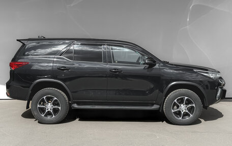 Toyota Fortuner II, 2019 год, 3 700 000 рублей, 4 фотография