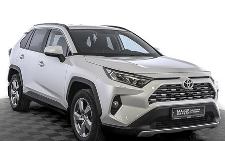 Toyota RAV4, 2021 год, 3 800 000 рублей, 3 фотография