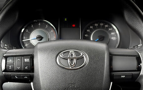 Toyota Fortuner II, 2019 год, 3 700 000 рублей, 24 фотография