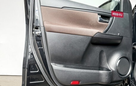 Toyota Fortuner II, 2019 год, 3 700 000 рублей, 18 фотография