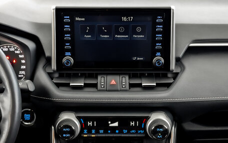 Toyota RAV4, 2021 год, 3 800 000 рублей, 15 фотография