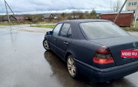 Mercedes-Benz C-Класс, 1993 год, 275 000 рублей, 8 фотография