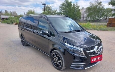 Mercedes-Benz V-Класс, 2022 год, 12 000 000 рублей, 3 фотография