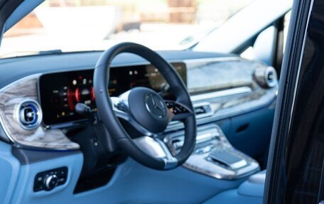 Mercedes-Benz V-Класс, 2025 год, 23 500 000 рублей, 6 фотография