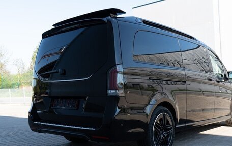 Mercedes-Benz V-Класс, 2025 год, 23 500 000 рублей, 4 фотография