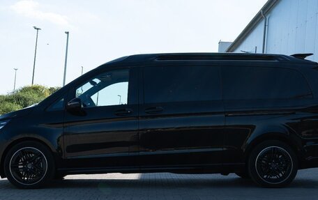 Mercedes-Benz V-Класс, 2025 год, 23 500 000 рублей, 3 фотография