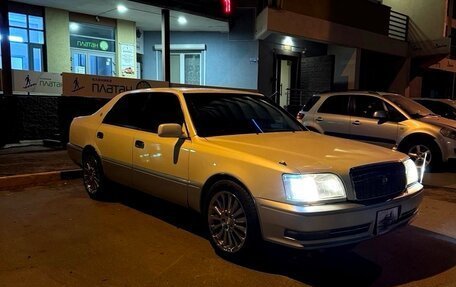 Toyota Crown Majesta, 1997 год, 650 000 рублей, 4 фотография