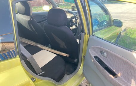 KIA Rio II, 2002 год, 200 000 рублей, 12 фотография