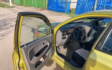 KIA Rio II, 2002 год, 200 000 рублей, 9 фотография