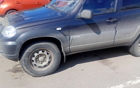 Chevrolet Niva I рестайлинг, 2011 год, 320 000 рублей, 4 фотография