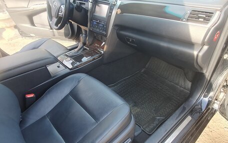 Toyota Camry, 2016 год, 1 780 000 рублей, 10 фотография