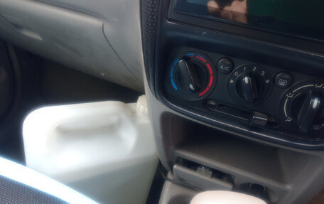Mazda Demio III (DE), 2000 год, 199 000 рублей, 18 фотография
