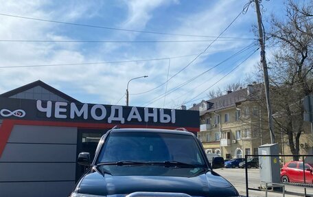 Toyota Land Cruiser 100 рестайлинг 2, 2001 год, 2 099 990 рублей, 7 фотография