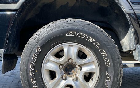 Toyota Land Cruiser 100 рестайлинг 2, 2001 год, 2 099 990 рублей, 21 фотография